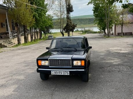 LADA (VAZ) 2107