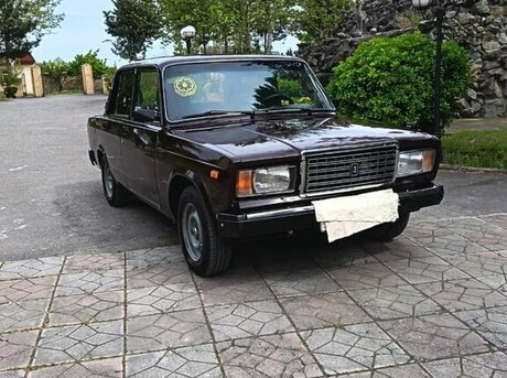 LADA (VAZ) 2107