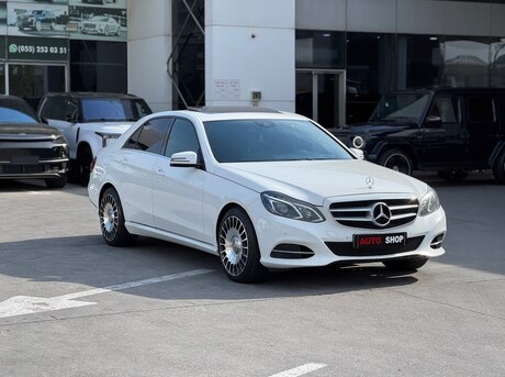 Mercedes E 220