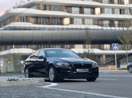 BMW 528