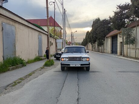 LADA (VAZ) 2107