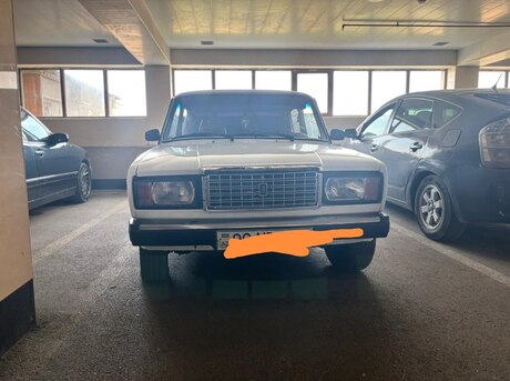 LADA (VAZ) 2107