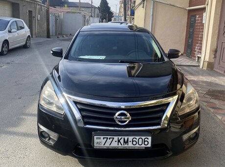 Nissan Altima