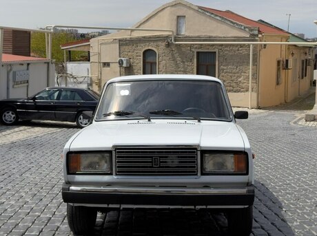 LADA (VAZ) 2107