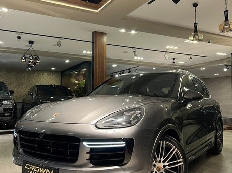 Porsche Cayenne Turbo S