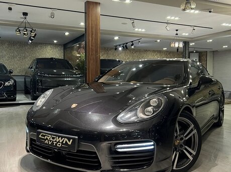 Porsche Panamera GTS 2014