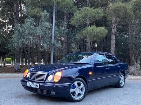 Mercedes E 200