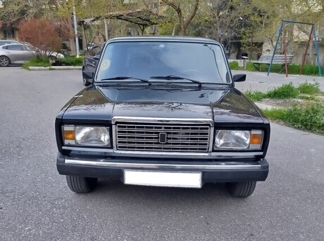 LADA (VAZ) 2107