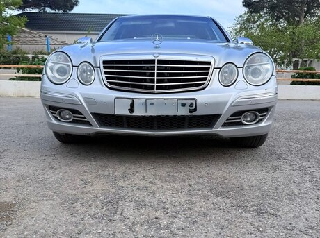 Mercedes E 300