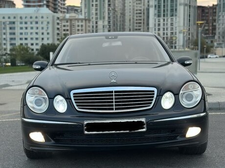 Mercedes E 220