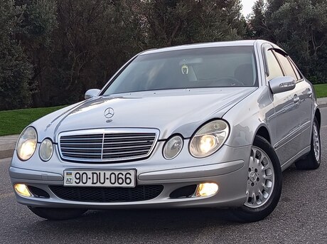 Mercedes E 240