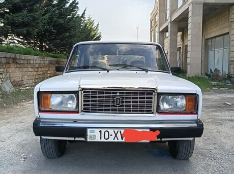 LADA (VAZ) 2107