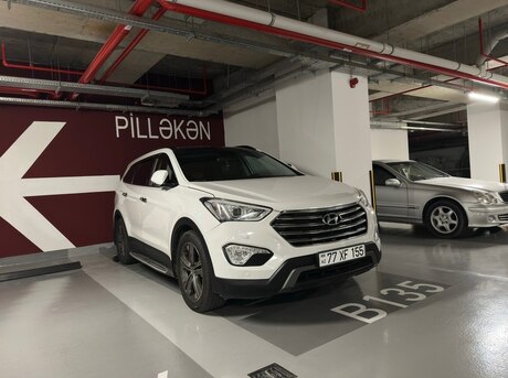 Hyundai Grand Santa Fe