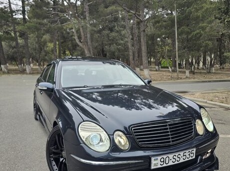 Mercedes E 240