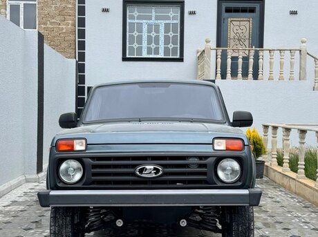 LADA (VAZ) Niva