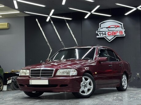 Mercedes C 200