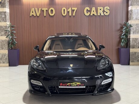 Porsche Panamera GTS