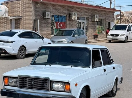 LADA (VAZ) 2107