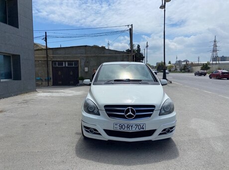 Mercedes B 170