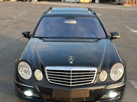 Mercedes E 200