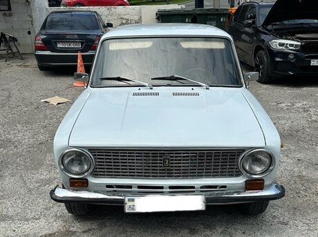 LADA (VAZ) 21011