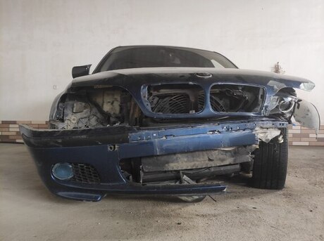 BMW 325