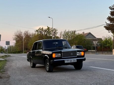 LADA (VAZ) 2107