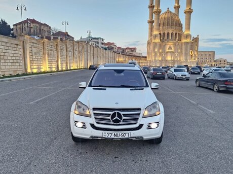 Mercedes GL 500 4MATIC