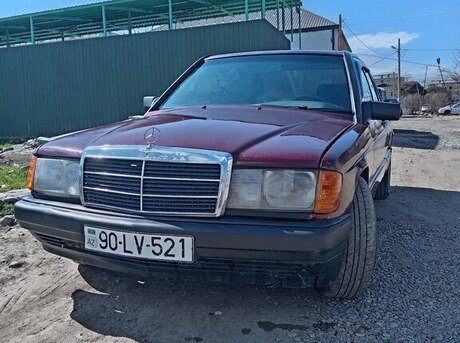 Mercedes 190