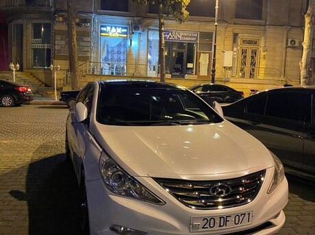 Hyundai Sonata