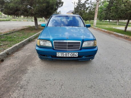 Mercedes C 180