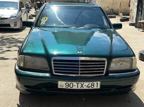 Mercedes C 180