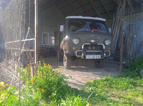 UAZ 3303