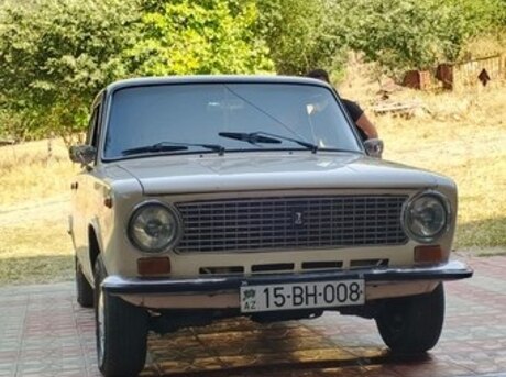 LADA (VAZ) 21011