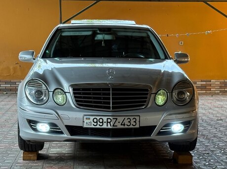 Mercedes E 200