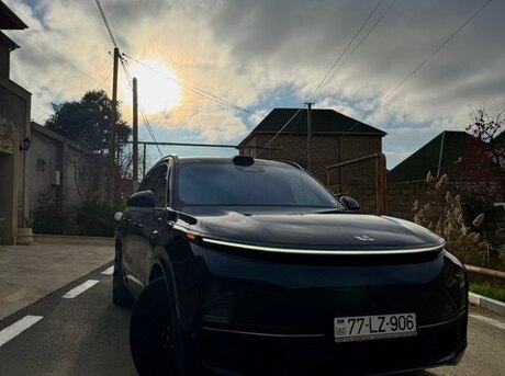Li Auto L9