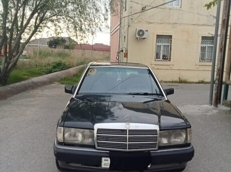 Mercedes 190