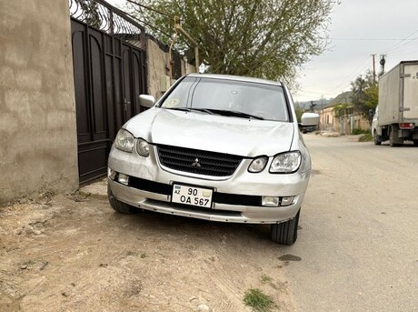 Mitsubishi Airtrek