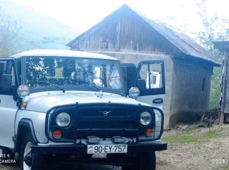 UAZ Hunter