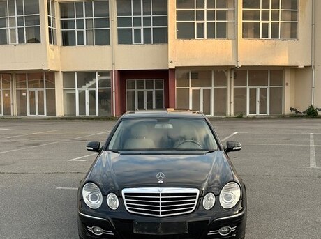 Mercedes E 220