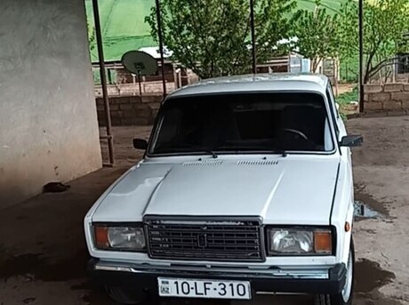 LADA (VAZ) 2107