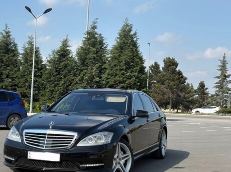 Mercedes S 500