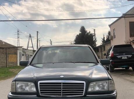 Mercedes C 220