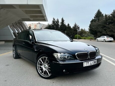 BMW 740