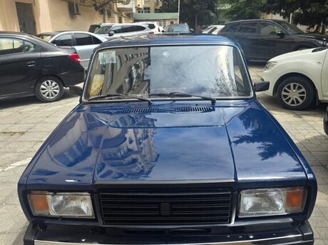 LADA (VAZ) 2107