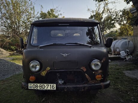 UAZ 3303