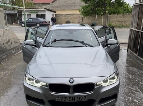 BMW 330