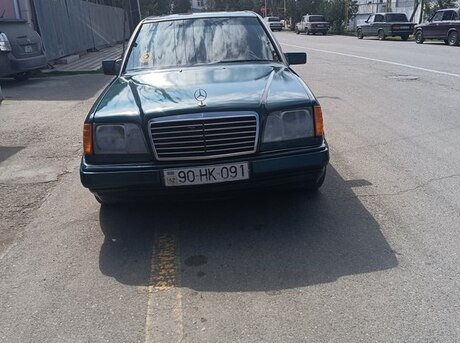 Mercedes 220 E
