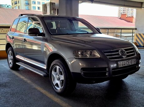 Volkswagen Touareg