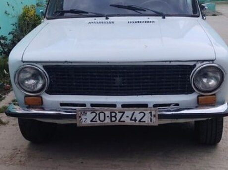 LADA (VAZ) 21011